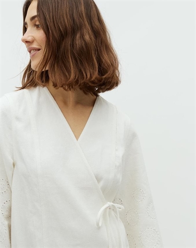 Global F - Antaja Scallop Kjole - White